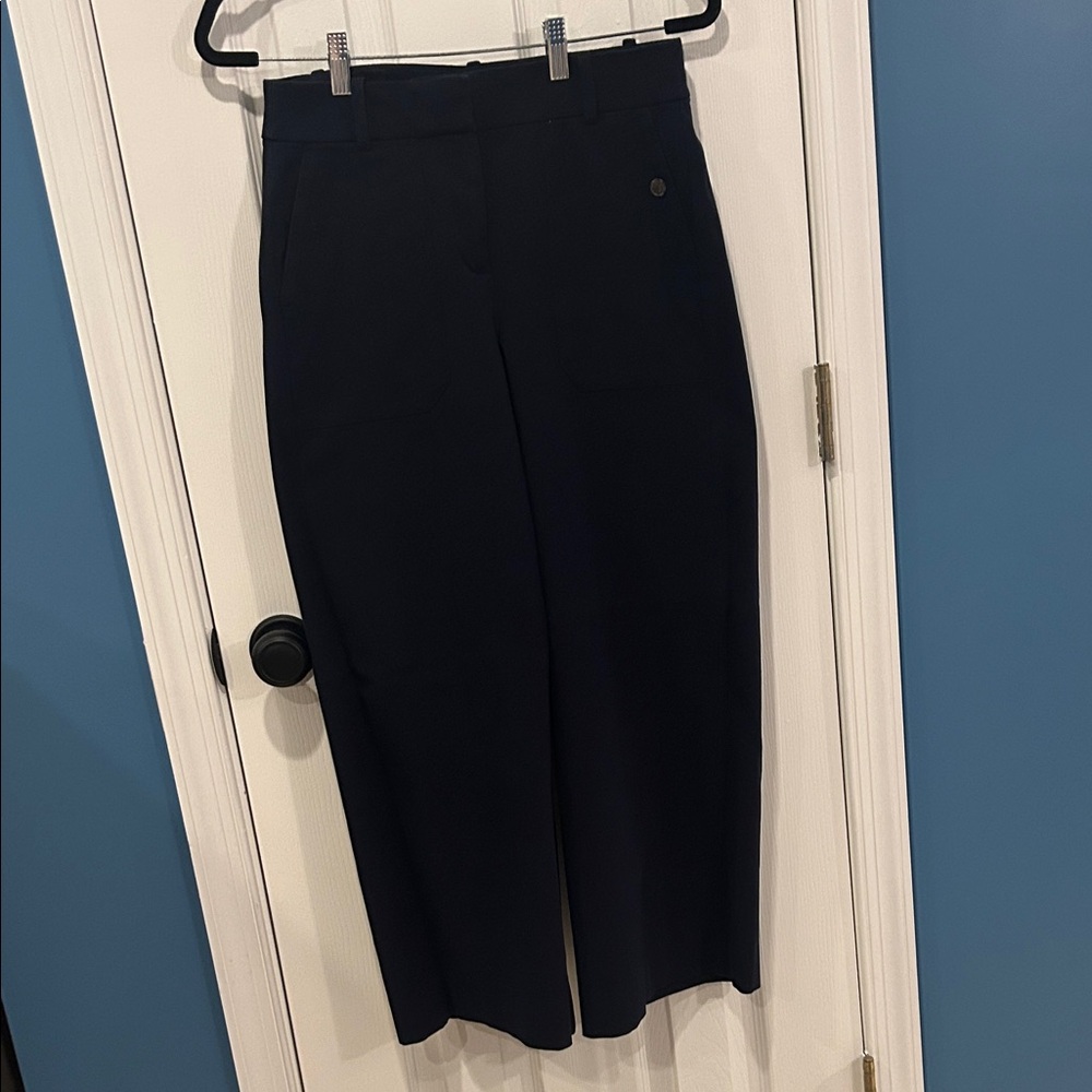 Elegant JCrew navy Women's Pants. Cotton with elastic. Wide leg